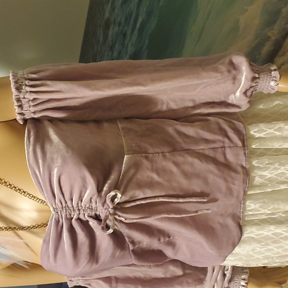 LAVENDER TOP - Picture 2 of 5